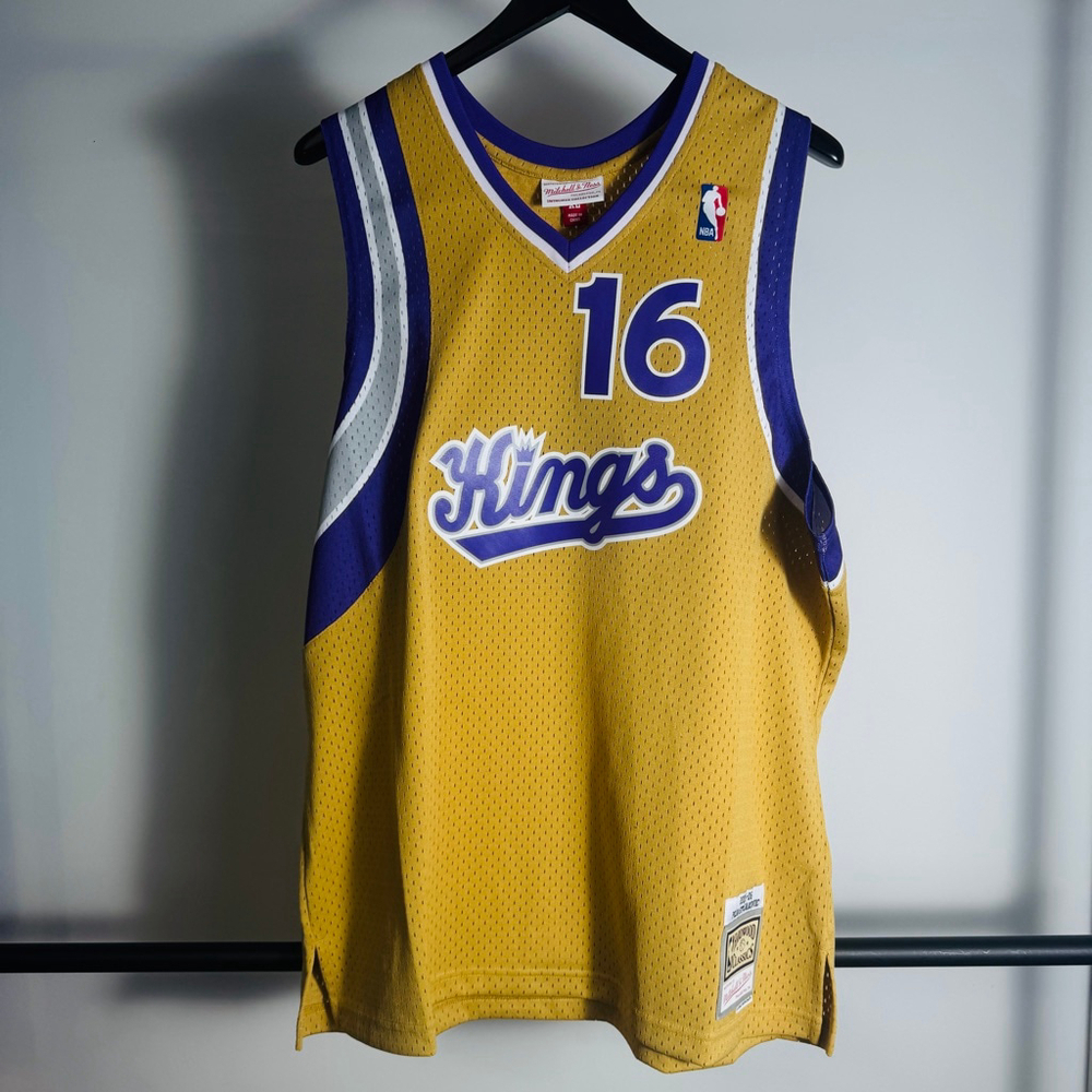 Men's Mitchell & Ness Jersey Sacramento Kings Stojakovic jersey size XL